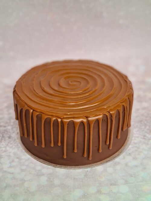 Salted Caramel Cake