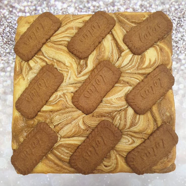 Vegan Biscoff Cake Traybake