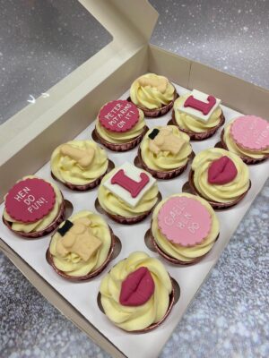 Cupcakes- Hen Party- Box of 12