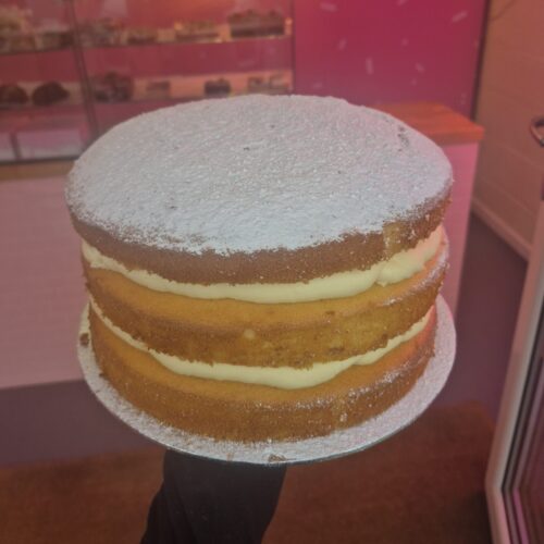 Victoria Sponge - Naked