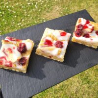 Bakewell Blondie - Box of 8
