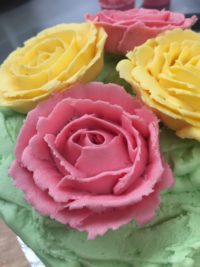 Beginners Cake Decorating: Stage 2