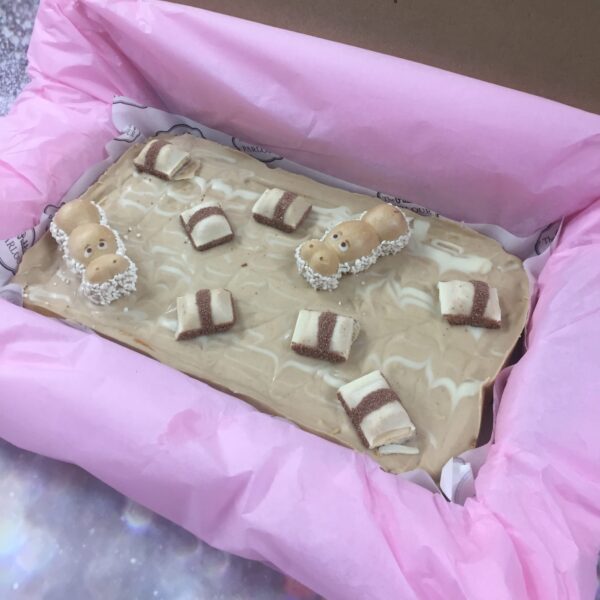 Bueno Lovers Slab - Collection